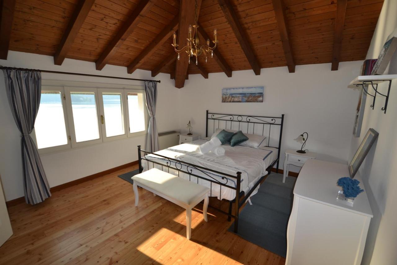 Villa Rina Deluxe And Cottage Porto Ceresio Extérieur photo